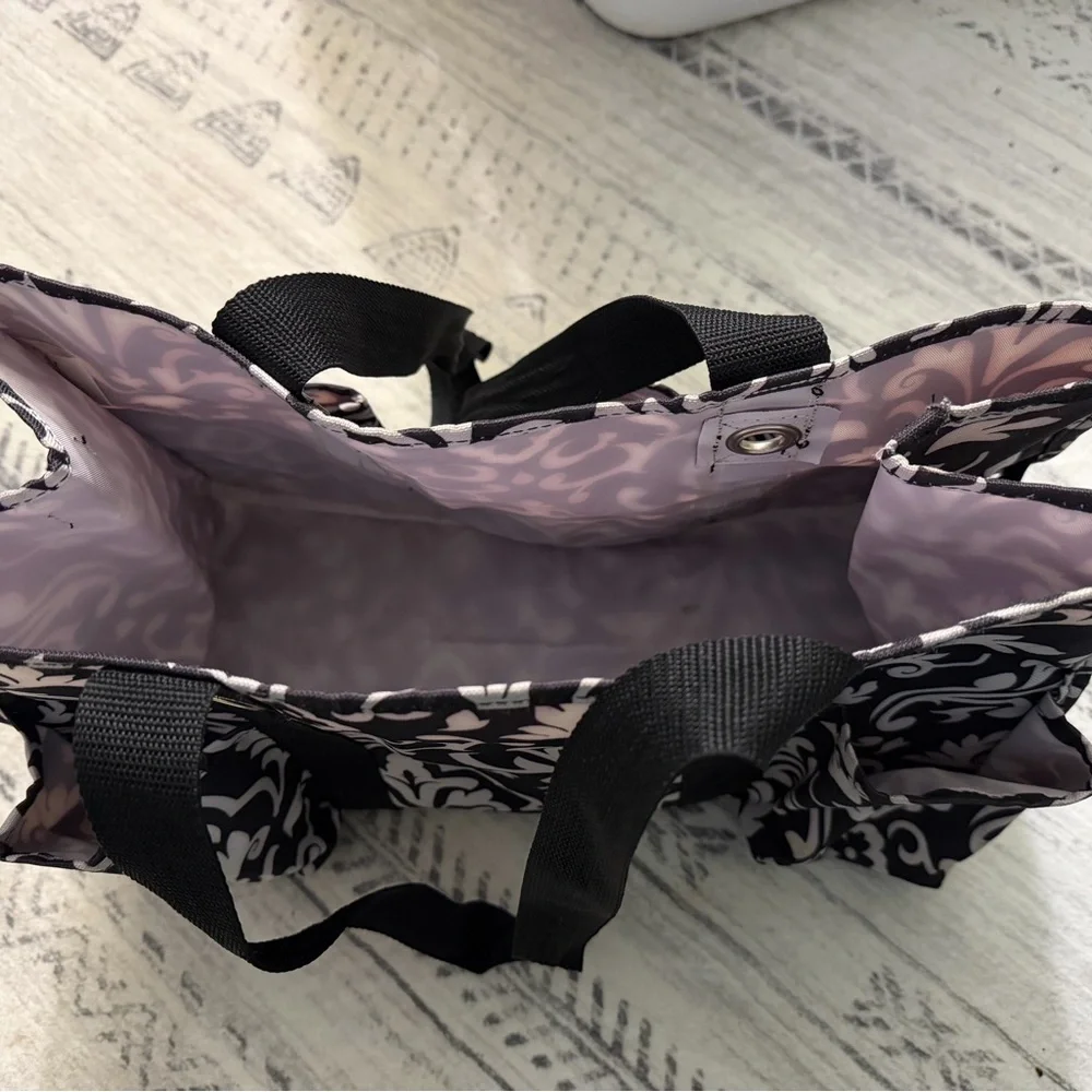 ThirtyOne Black & White 11x14in Utility Tote - Picture 2 of 4